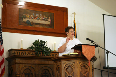 Cheryl Hammonds preaches at the Ames church