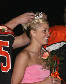 The queen gets crowned