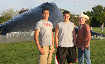 NBC seniors pose with their life-size whale
