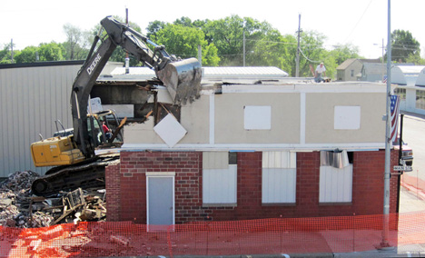 Dozing Emanuel Welding