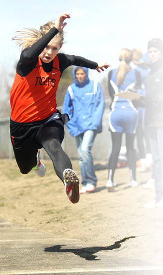 Alexis Allgood triple jump